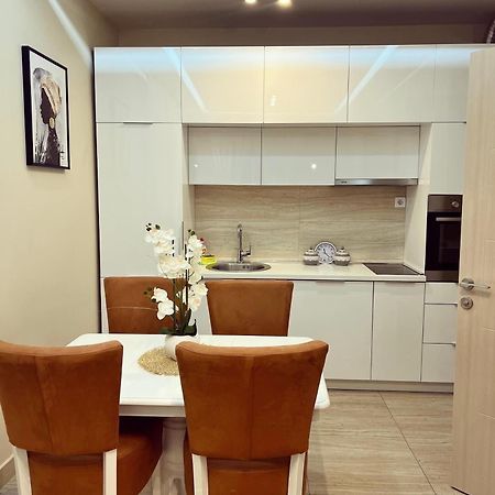Nevenka Apartment Bar Luaran gambar